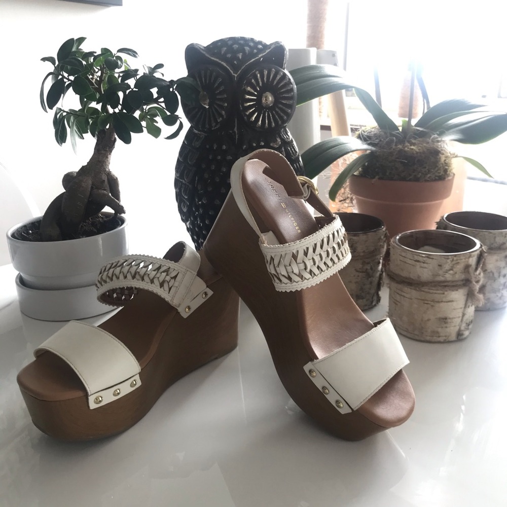 Tommy Hilfiger Platform Sandal 👡